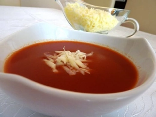 Hazır Domates Çorbası Tarifi ve Malzemeleri Hazır Domates Çorbası Tarifi ve Malzemeleri