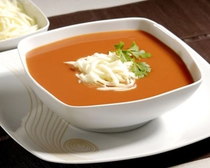 İtalyan Domates Çorbası Tarifi ve Malzemeleri İtalyan Domates Çorbası Tarifi ve Malzemeleri